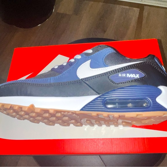 SELLING AIR MAX 90’s BRAND NEW EXCELLENT CONDITION
